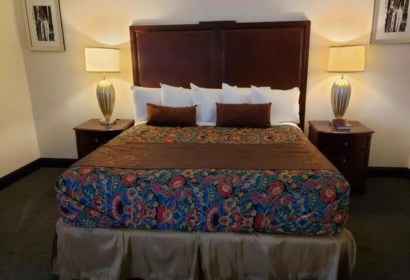 酒店 Travelodge By Wyndham Brooklyn Center