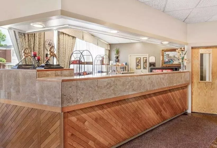 בית מלון כפרי Travelodge By Wyndham Jackson