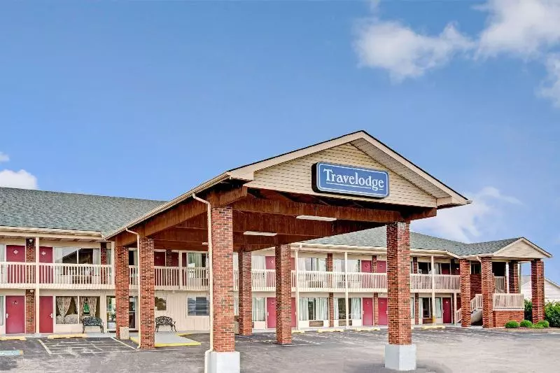 ホテル Travelodge By Wyndham Sellersburg / Louisville North