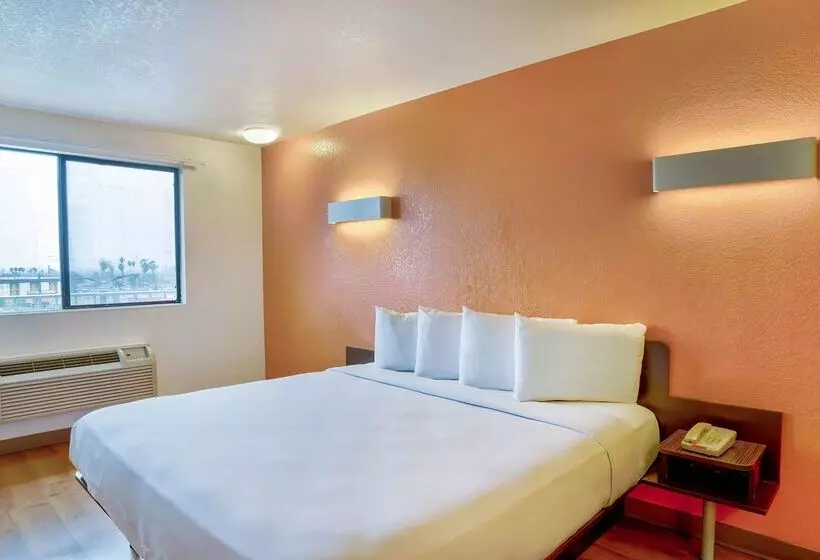 Motel 6 Los Angeles, Ca Los Angeles Lax