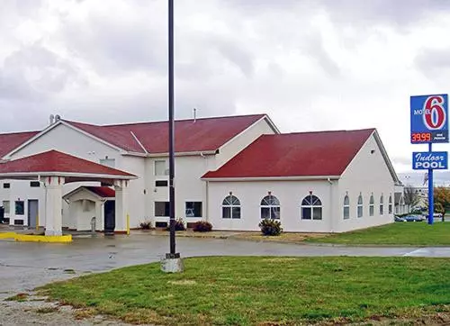 Motel 6 Omaha   Iat West