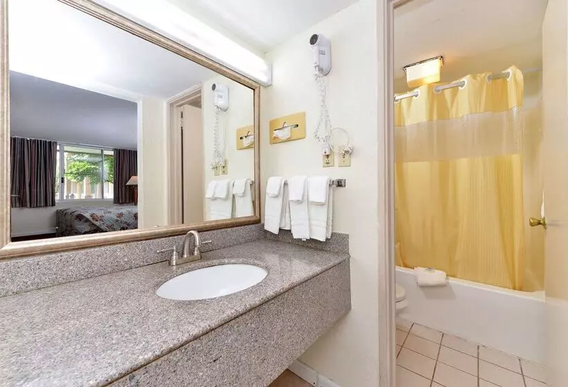 Motel 6 Pocomoke City, Md