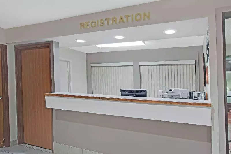 호텔 Baymont Inn & Suites Richmond