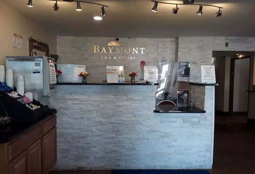 호텔 Baymont Inn & Suites Richmond