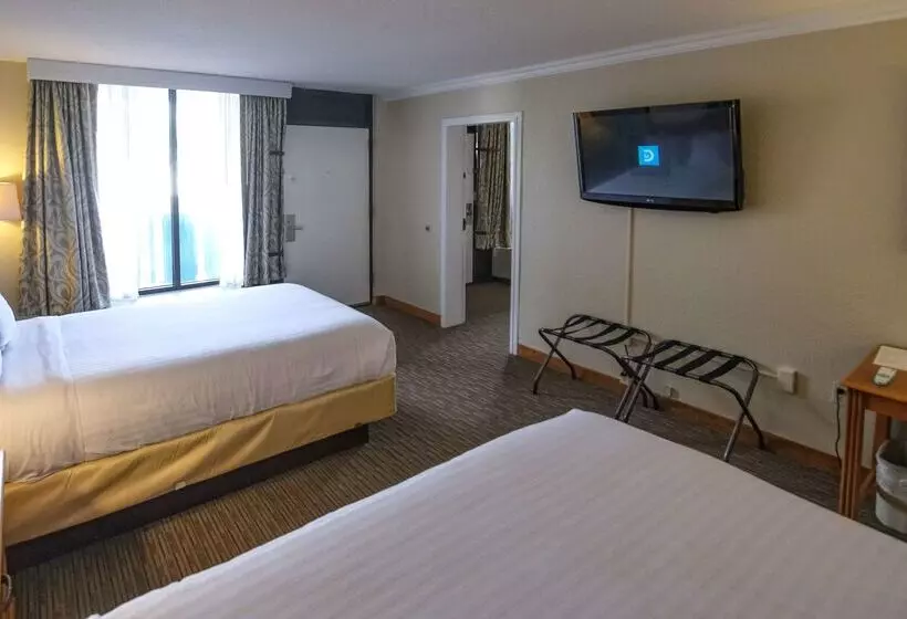 فندق Spark By Hilton Sarasota Siesta Key Gateway