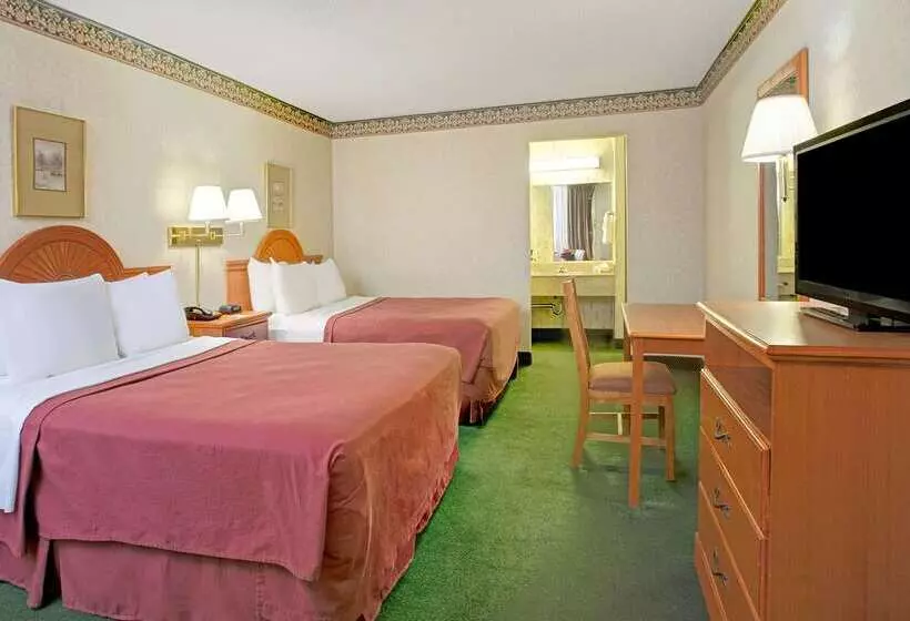 Szálloda Days Inn By Wyndham Alexandria South