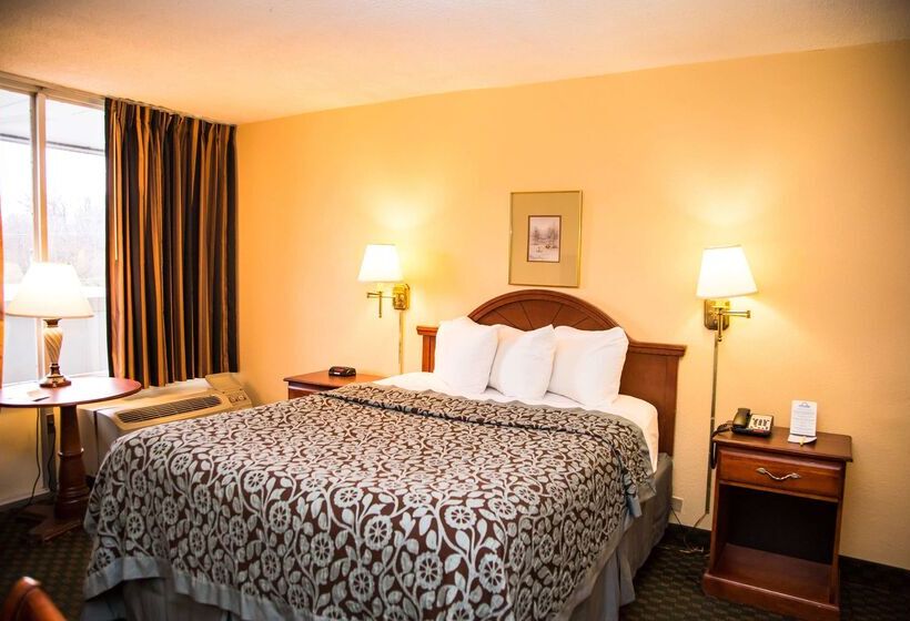 فندق Days Inn By Wyndham Alexandria South