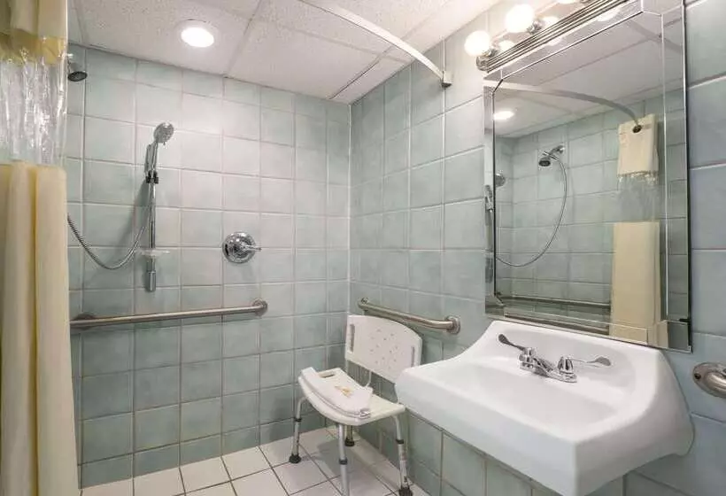 ホテル Days Inn By Wyndham Panama City Beach/ocean Front