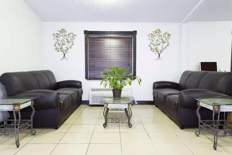 ホテル Days Inn By Wyndham Virginia Beach Town Center