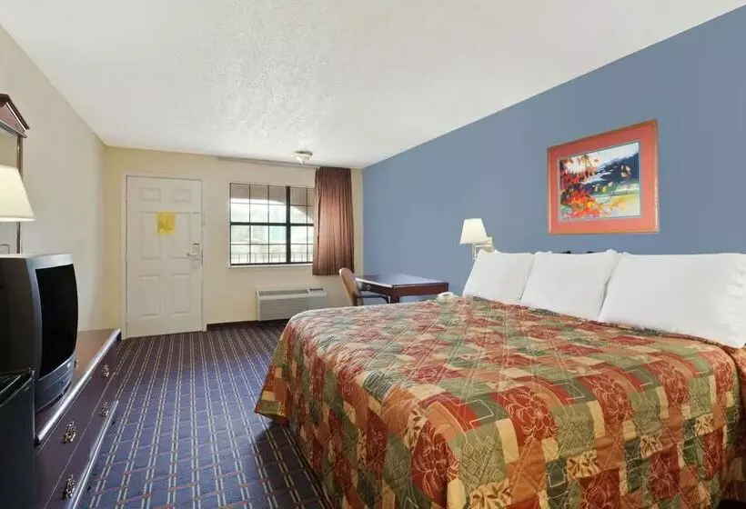 ホテル Days Inn By Wyndham Downtownnashville West Trinity Lane