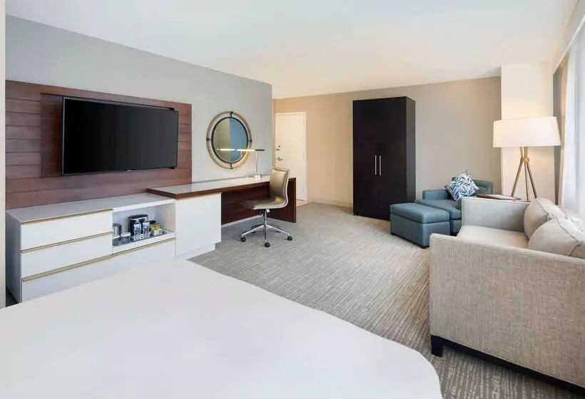 فندق Doubletree By Hilton  Deerfield Beach  Boca Raton