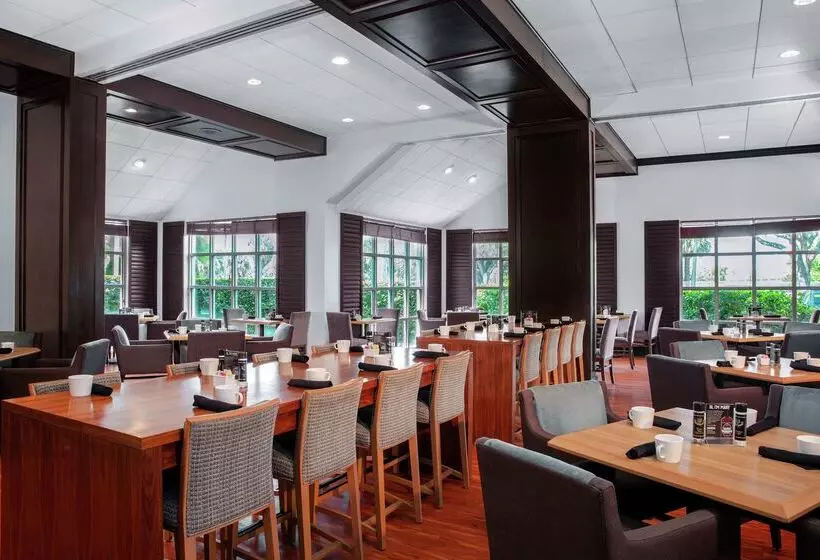 فندق Doubletree By Hilton  Deerfield Beach  Boca Raton