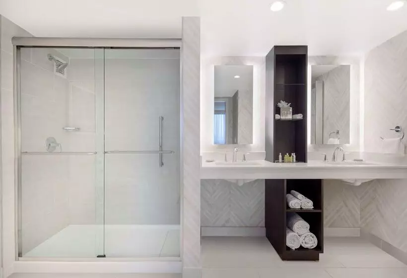 فندق Doubletree By Hilton  Deerfield Beach  Boca Raton