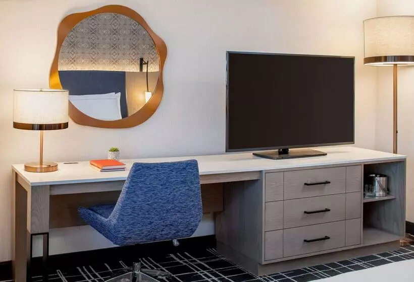 Doubletree Suites By Hilton Hotel Salt Lake City