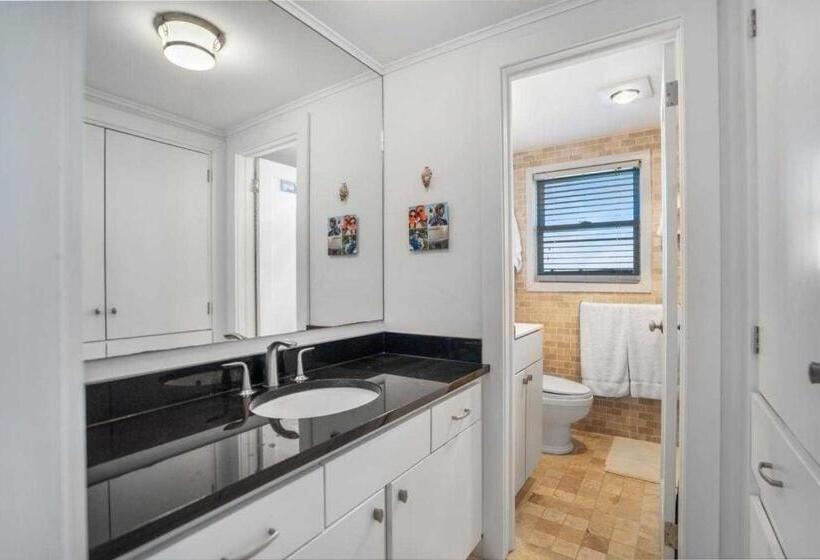 ホテル Driftwood Resort On The Ocean