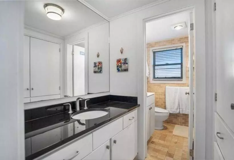 Szálloda Driftwood Resort On The Ocean