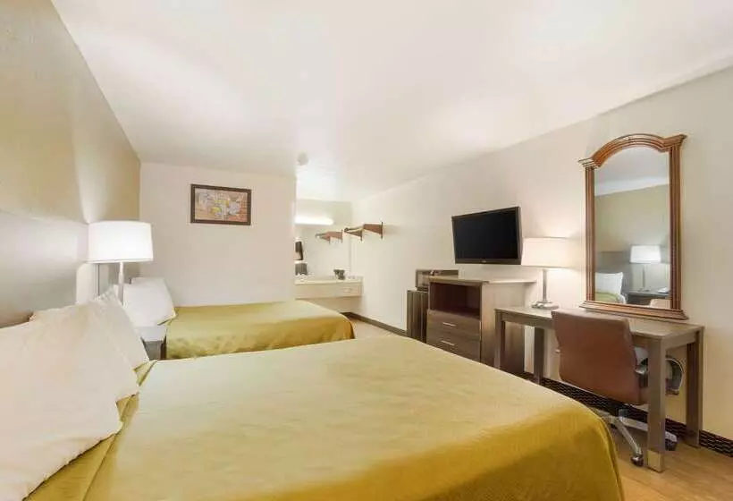 فندق Econo Lodge