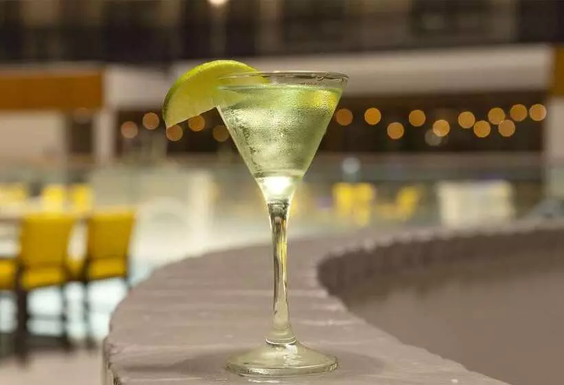 فندق Embassy Suites By Hilton Anaheim North