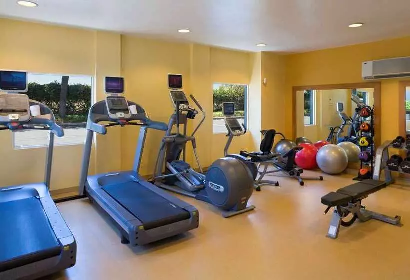 فندق Embassy Suites By Hilton Anaheim North