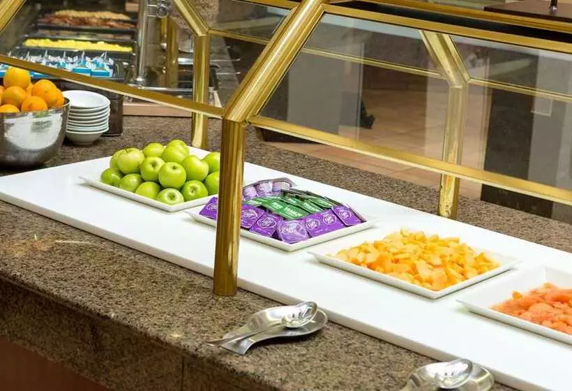 ホテル Embassy Suites By Hilton Columbia Greystone