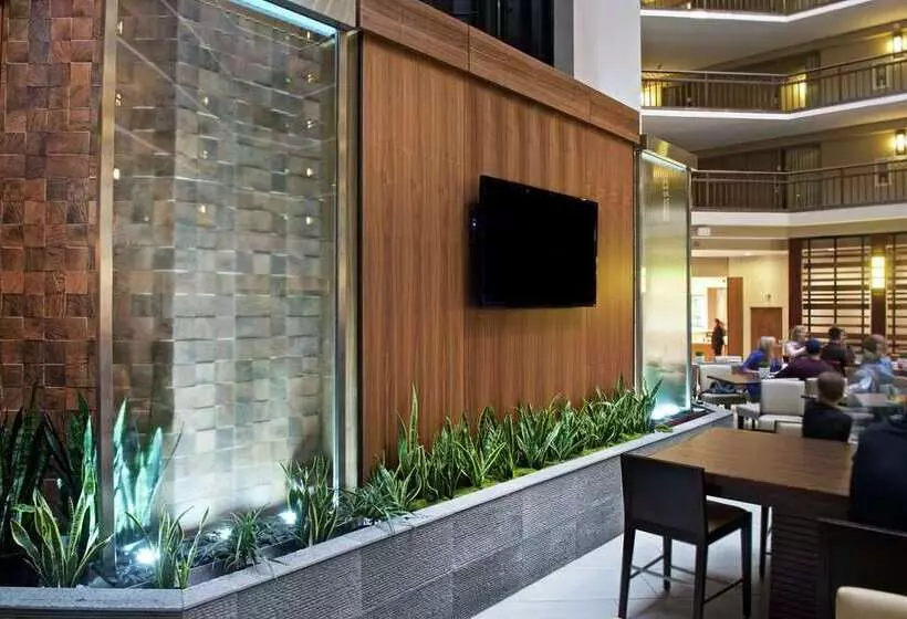 Otel Embassy Suites By Hilton Portland Tigard