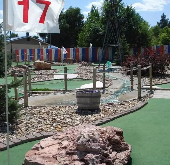 בית מלון כפרי Hills Inn