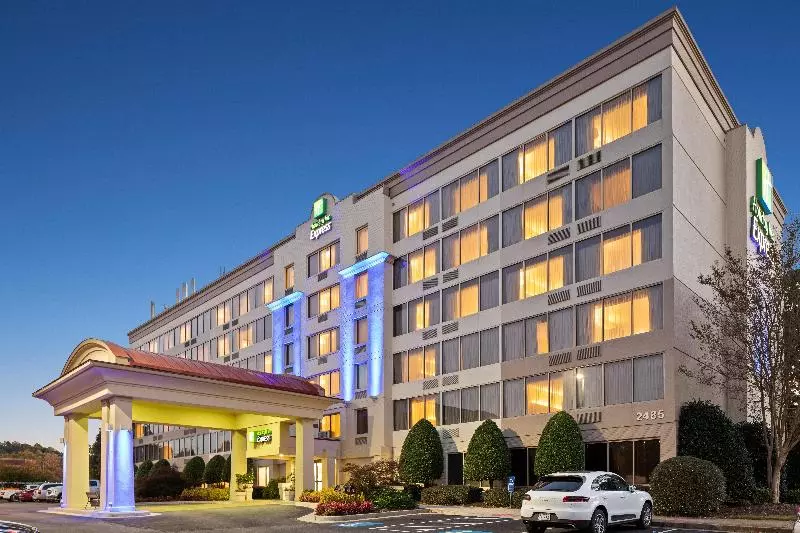 فندق Holiday Inn Express   Atlanta Kennesaw, An Ihg