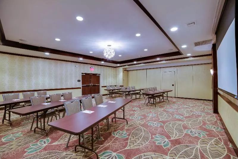 בית מלון כפרי Holiday Inn Express Philadelphia Ne Bensalem, An Ihg