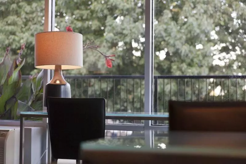 Отель Inns Of Virginia Arlington