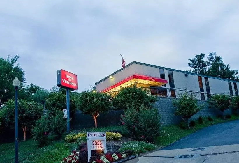 Отель Inns Of Virginia Arlington