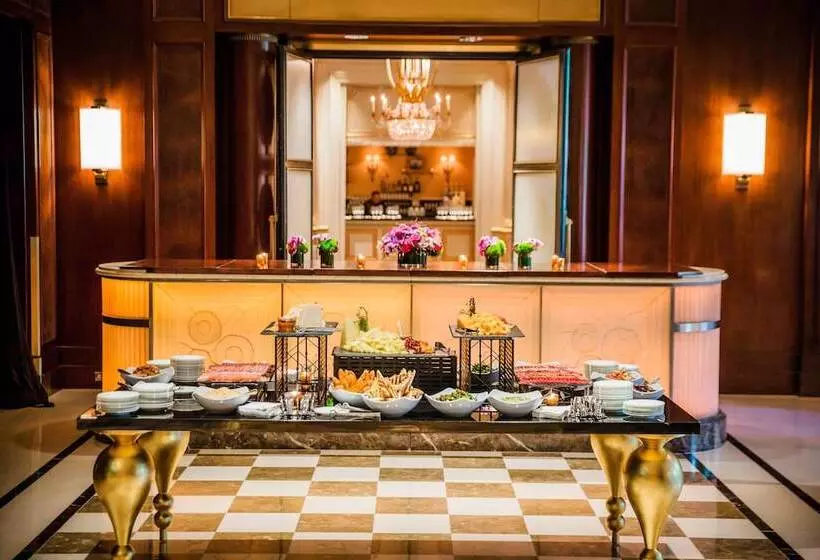 호텔 Jw Marriott Essex House New York