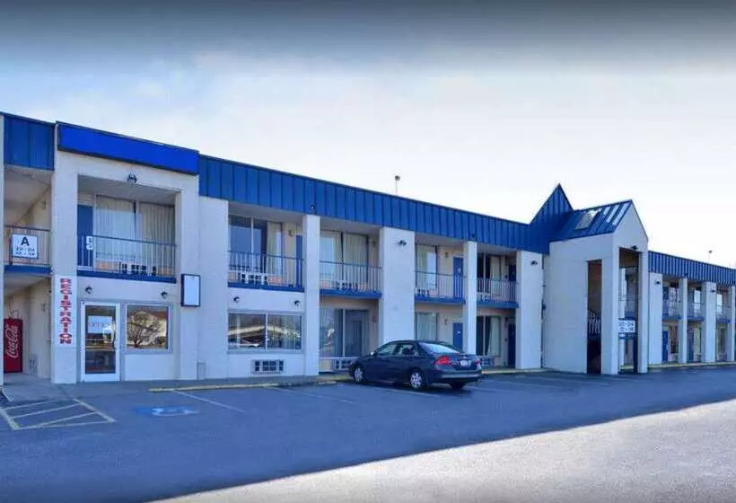 فندق Knights Inn Lumberton