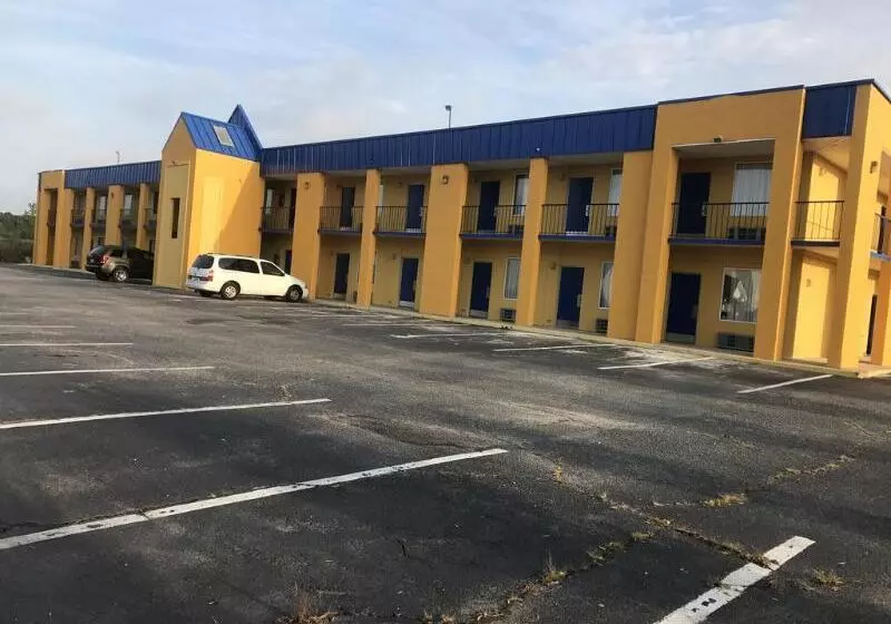 فندق Knights Inn Lumberton