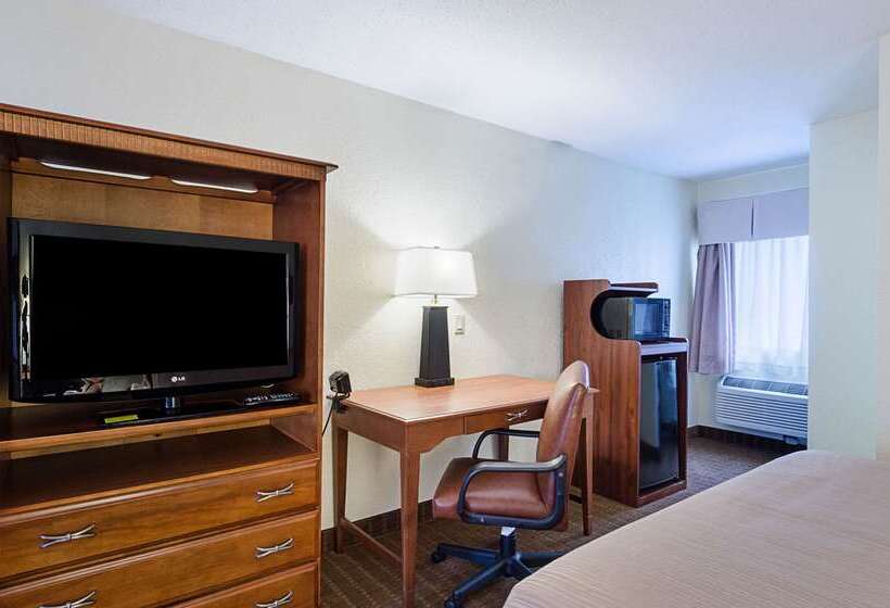 فندق Quality Inn & Suites Northampton Amherst