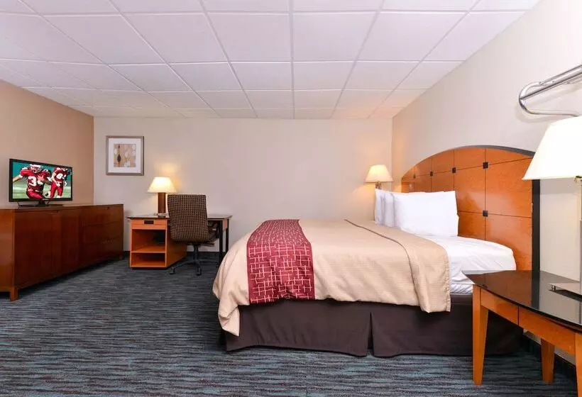 Отель Red Roof Inn Chambersburg
