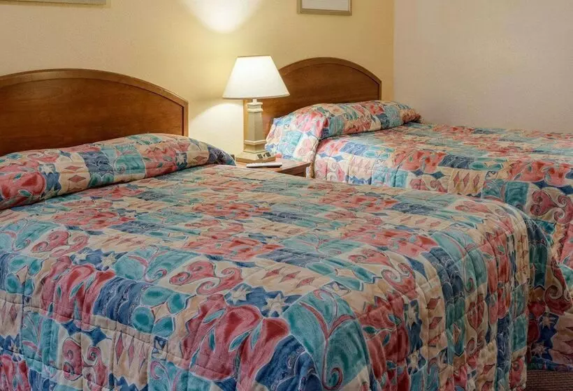 Otel Rodeway Inn Colonial Heights I95