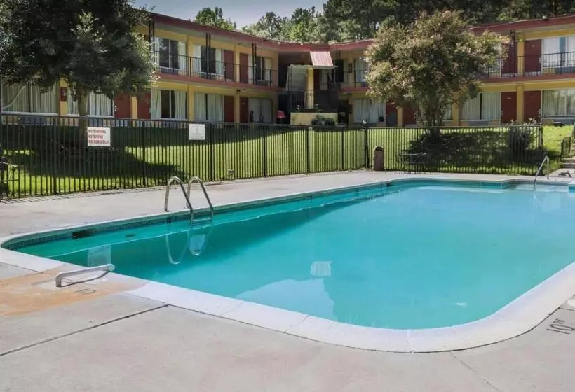 Otel Rodeway Inn Colonial Heights I95