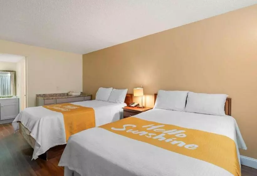 Otel Rodeway Inn Colonial Heights I95