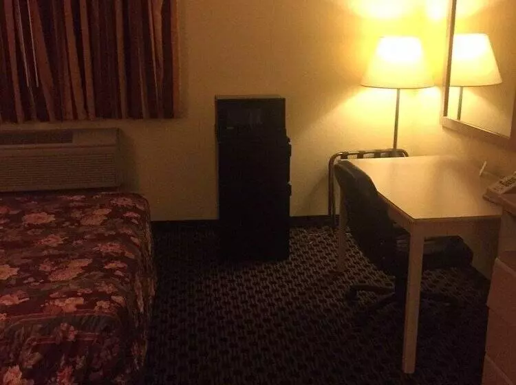 酒店 Sunset Inn & Suites