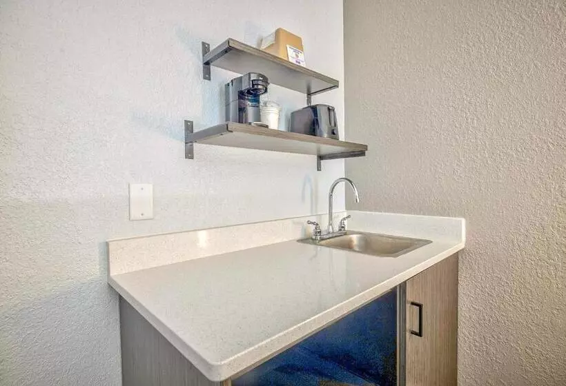 Motel 6 Effingham, Il