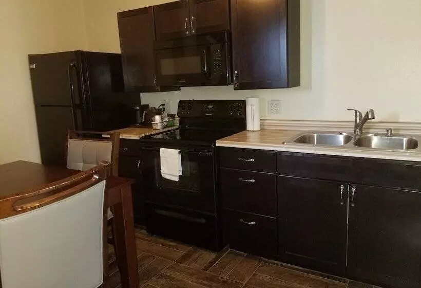 فندق Baymont By Wyndham Eau Claire Wi