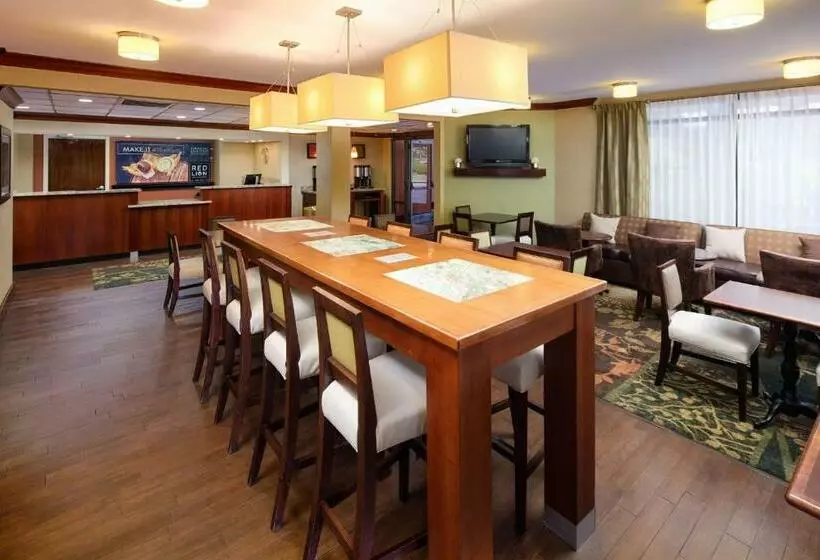 Motel 6 Fayetteville, Nc – I95