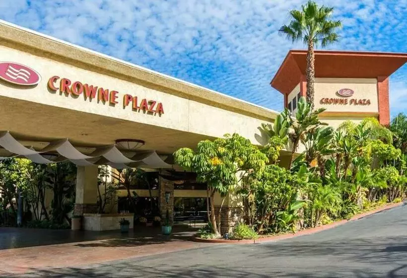 فندق Crowne Plaza  Mission Valley
