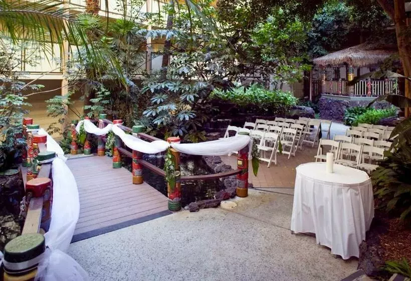 فندق Crowne Plaza  Mission Valley