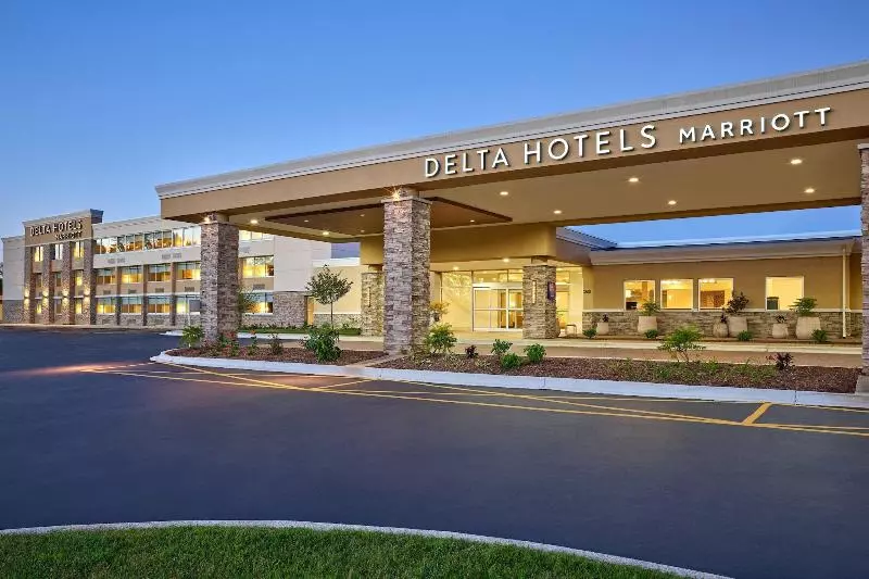 Delta Hotels By Marriott Chicago Willowbrook