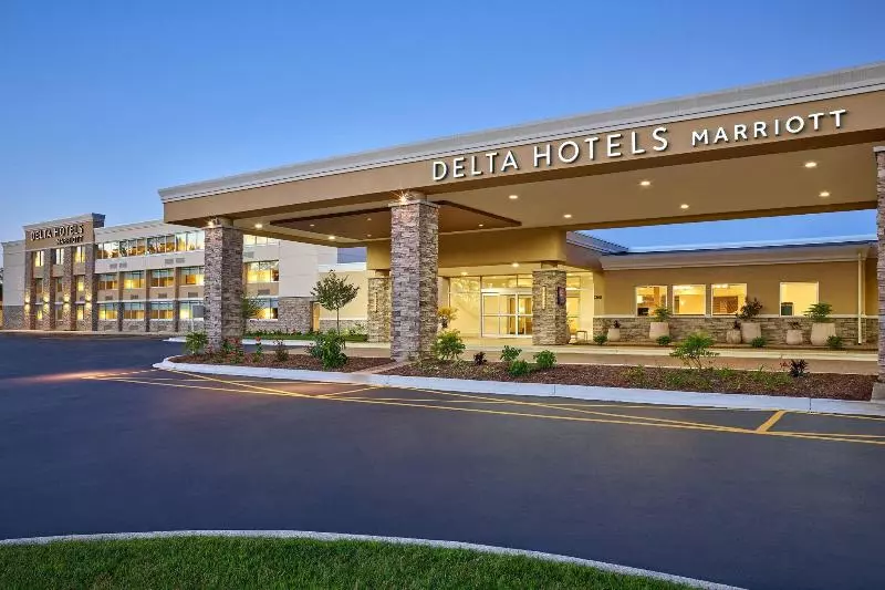 Delta Hotels By Marriott Chicago Willowbrook