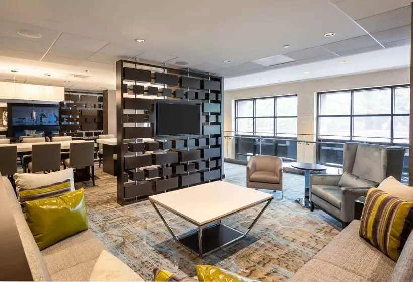 Doubletree By Hilton Hotel & Suites Houston By The Galleria