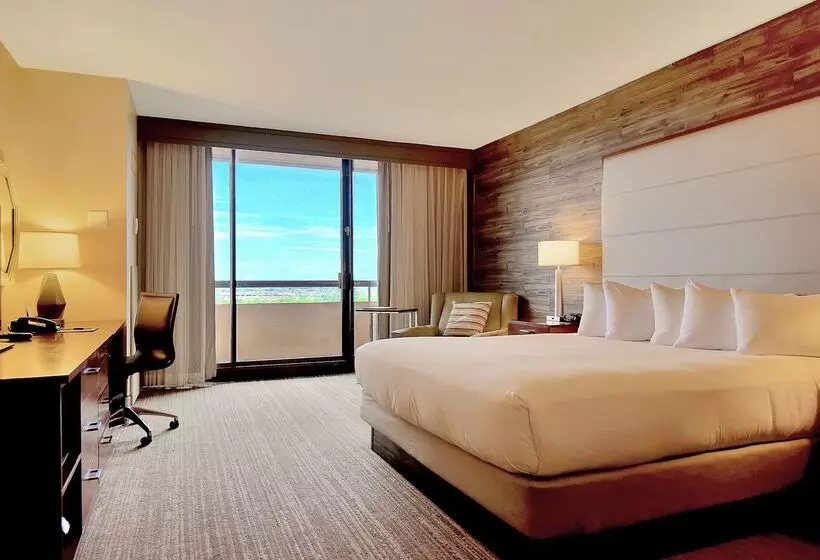 Doubletree By Hilton Hotel & Suites Houston By The Galleria