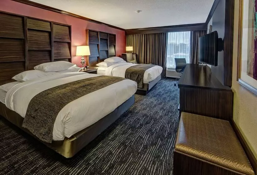 Doubletree By Hilton Hotel Decatur Riverfront