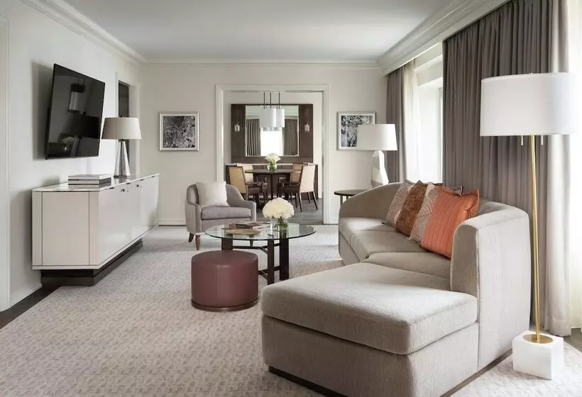 فندق Four Seasons  Chicago